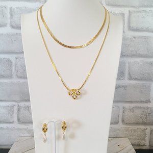 Vtg Lot Korea Gold Tone Lot Jewelry Chains Necklace Pendant Clip Back Earrings